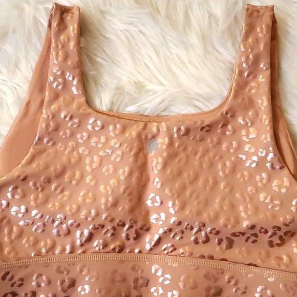 Nova Wild Leopard Metallic sport set - Picture 10 of 17